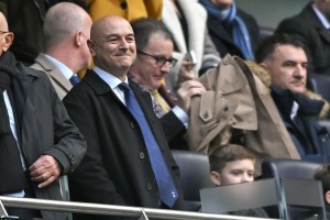 开云中国-老雷坦言列维卸任令人震惊，未曾预料其告别热刺