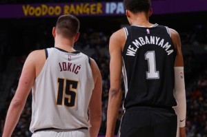 开云APP-23+15+8+9！距离四双一步之遥 文班：早晚的事