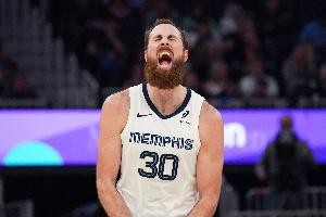 灰熊将赫夫交易至步行者